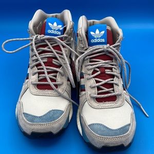 Brand new Adidas with tags and extra shoe laces Size 7 7/12 US